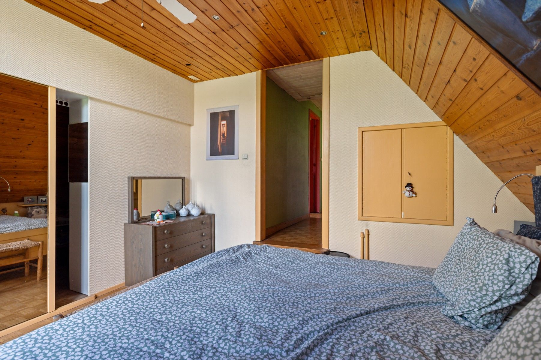 Charmante woning met potentieel op een strategische ligging foto 17