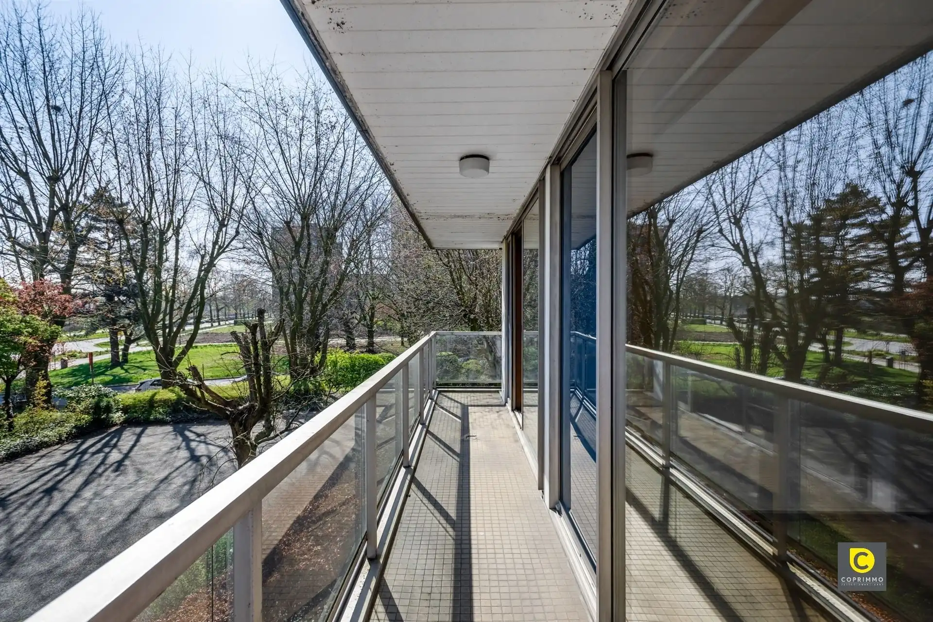 IN OPTIE! Te renoveren 2 SLPK hoek-app met 2 terrassen! foto 12