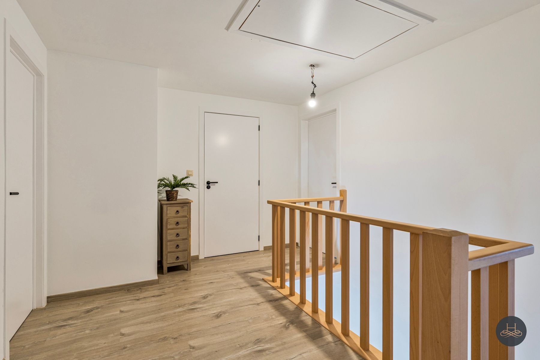 Energiezuinige gerenoveerde villa op een zeer ruim perceel foto 14