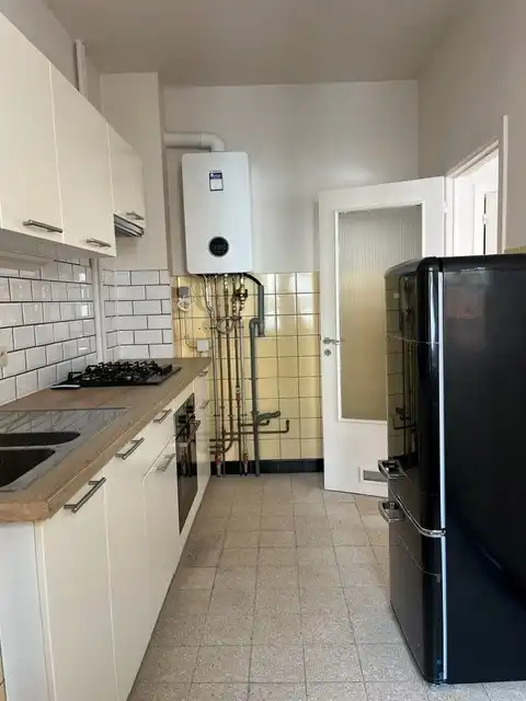 Centraal gelegen studio - nabij Brugmann ziekenhuis foto 9