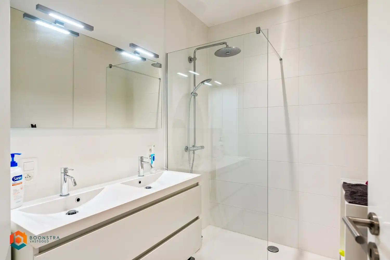 Prachtig appartement met 2 slpkrs foto 10