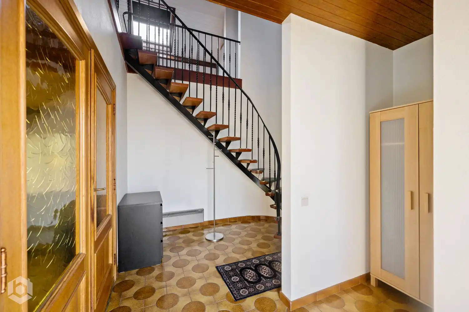 Woning met 3 à 4 slpkrs en grote garage (mogelijk tot handel) foto 20