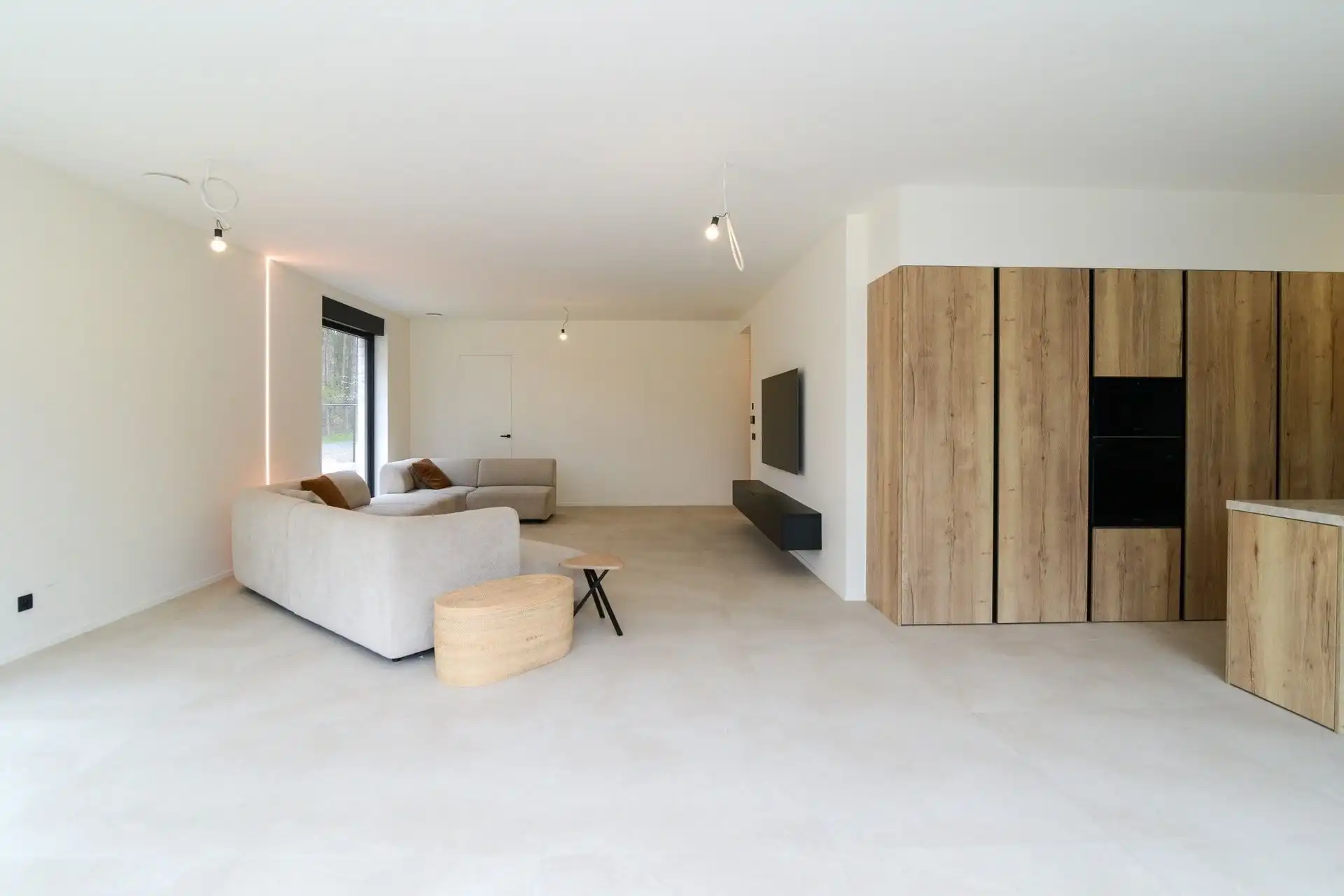 Stijlvolle en instapklare vrijstaande woning op een doodlopende straat  foto 11