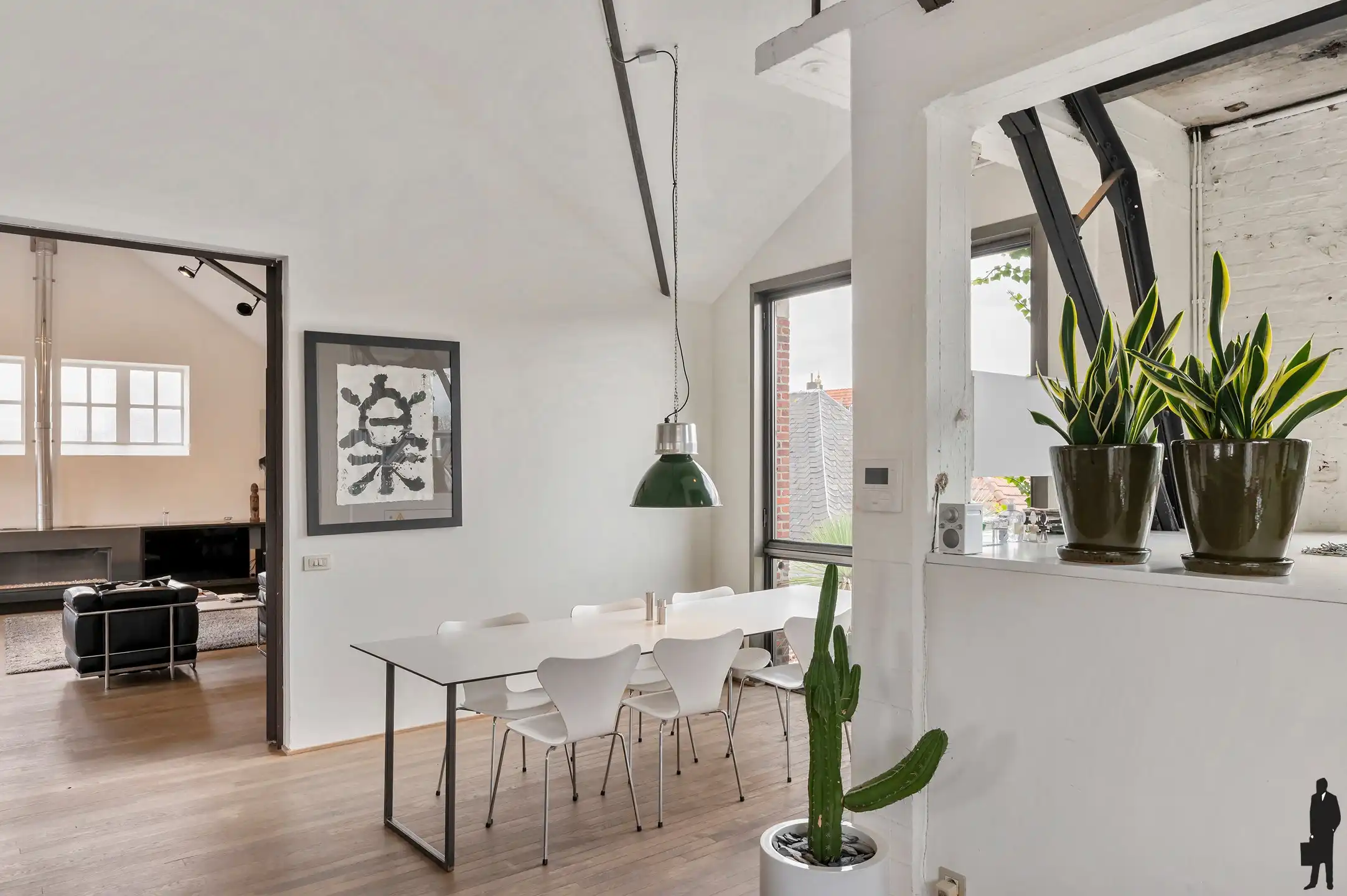 Unieke loft met perfecte synergie tussen wonen en werken foto 12