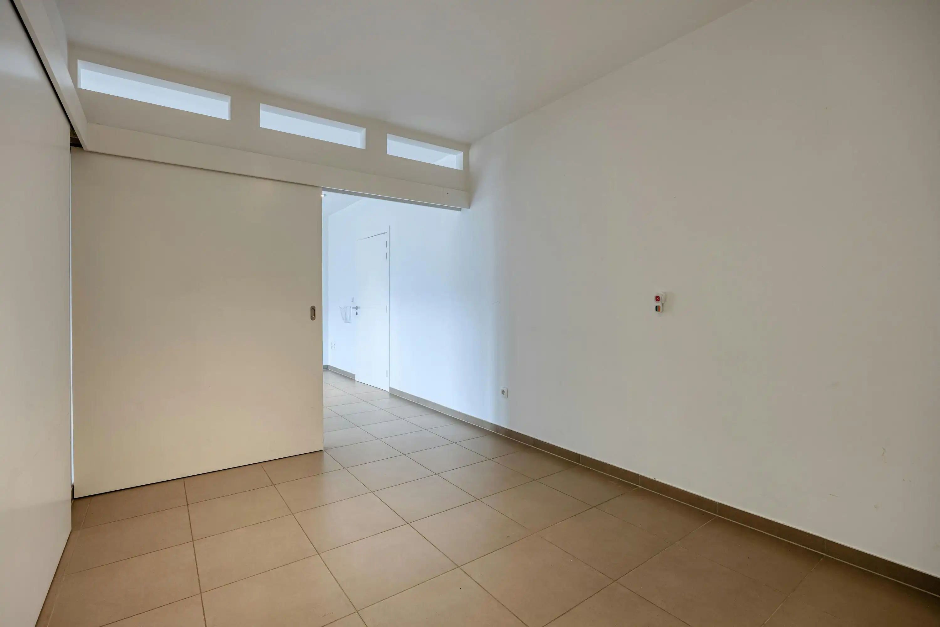 Assistentiewoning met terras en ondergrondse autostaanplaats foto 10