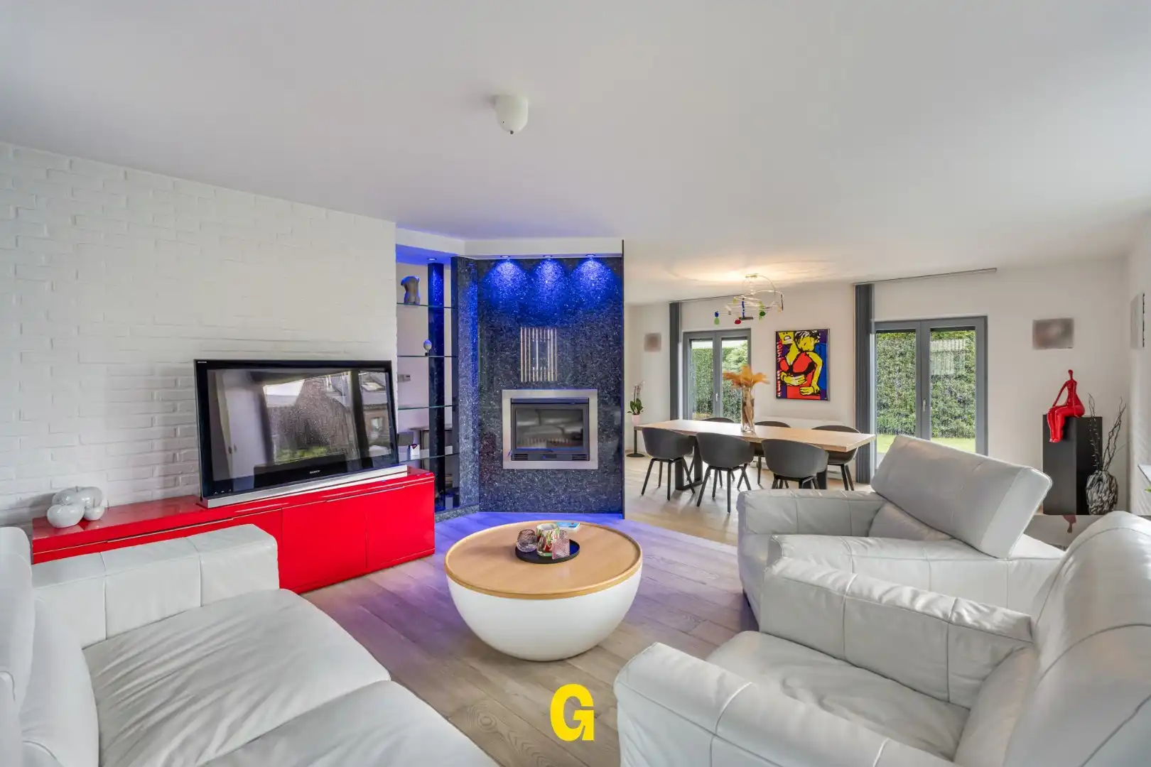 Knappe halfopen woning met een aantrekkelijke tijdloze architectuur, in perfecte staat, op 5a 67ca - label C foto 12
