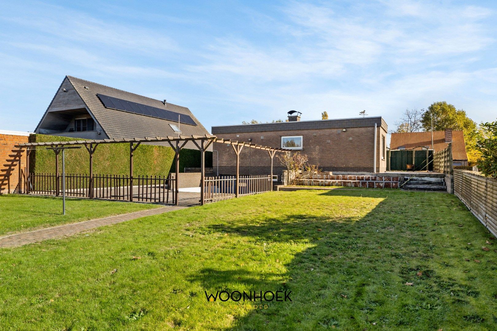 Open bebouwing op 976m² met 3 slaapkamers te Moerbeke! foto 4