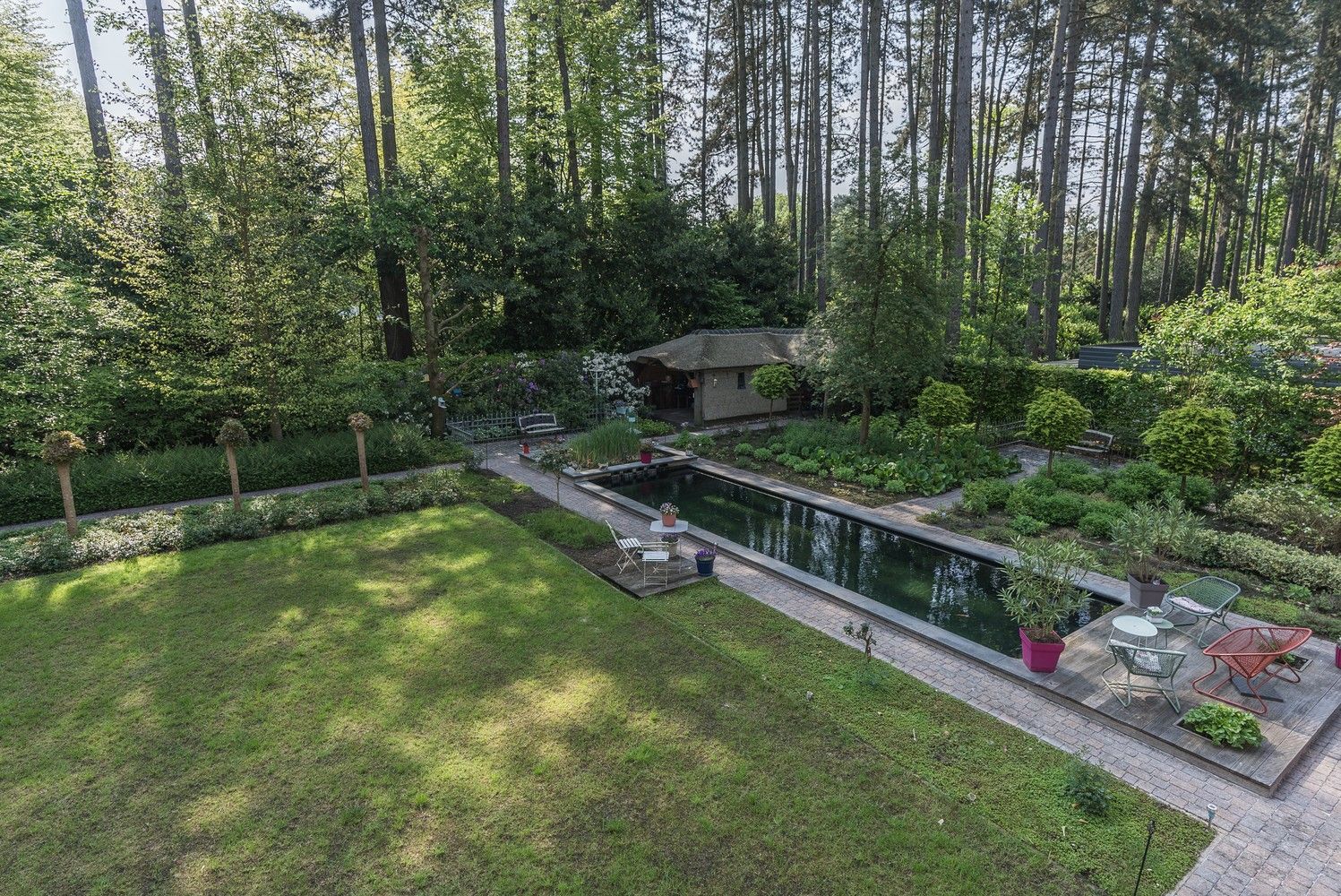 Prachtige volledig gerenoveerde villa in het Kloosterbos te Eksel! foto 32