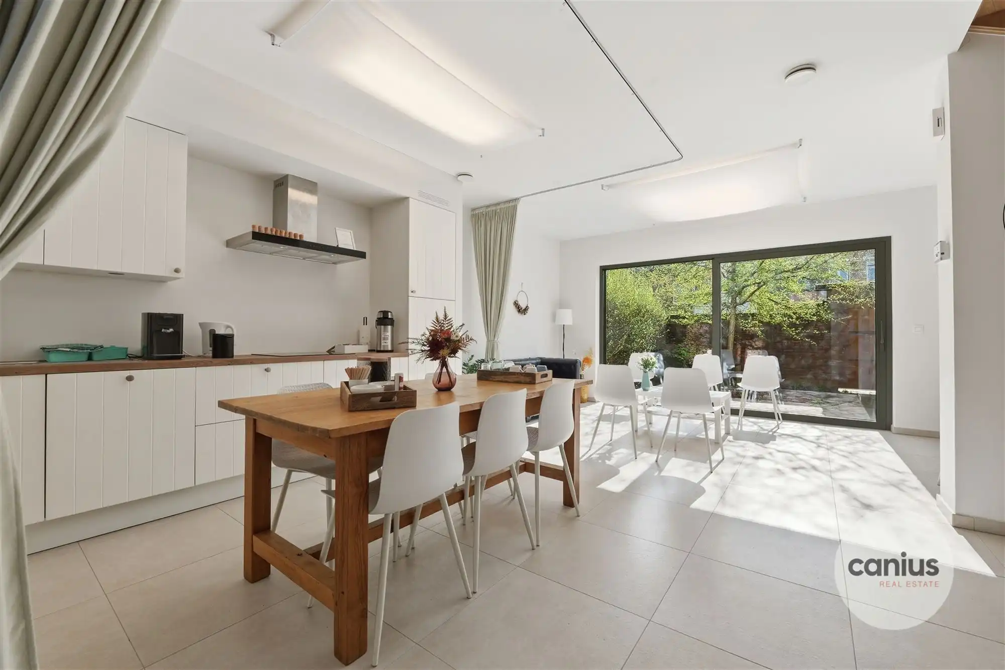 WONING MET LIFT NABIJ HET CENTRUM foto {{pictureIndex}}