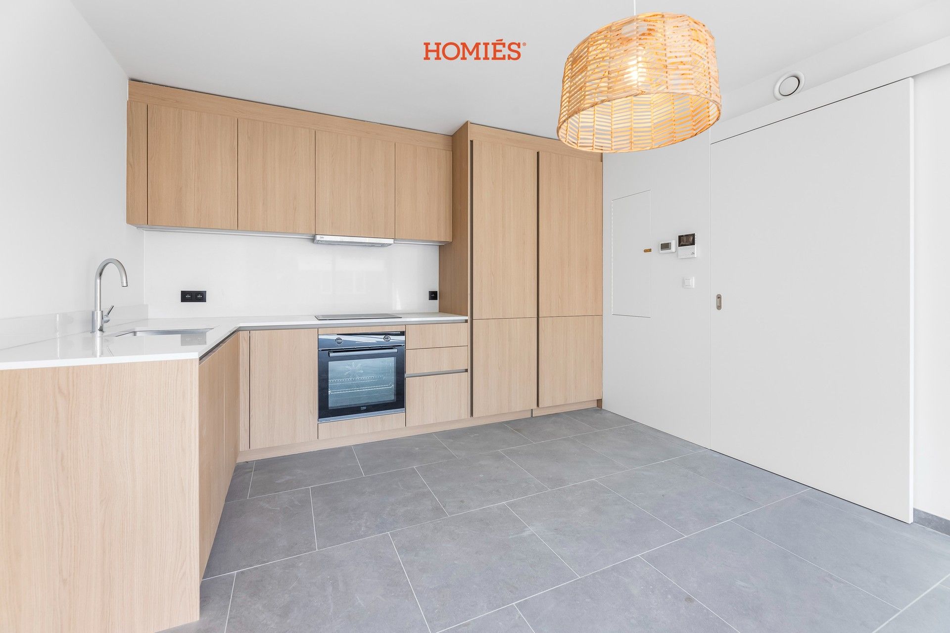 Prachtig gemeubeld één-slaapkamer appartement foto 4