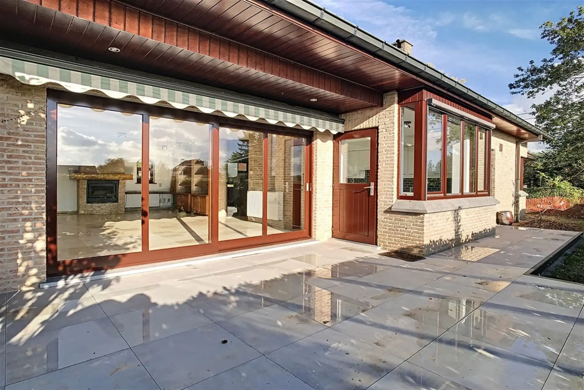 Gerenoveerde en rustig gelegen villa  foto 27