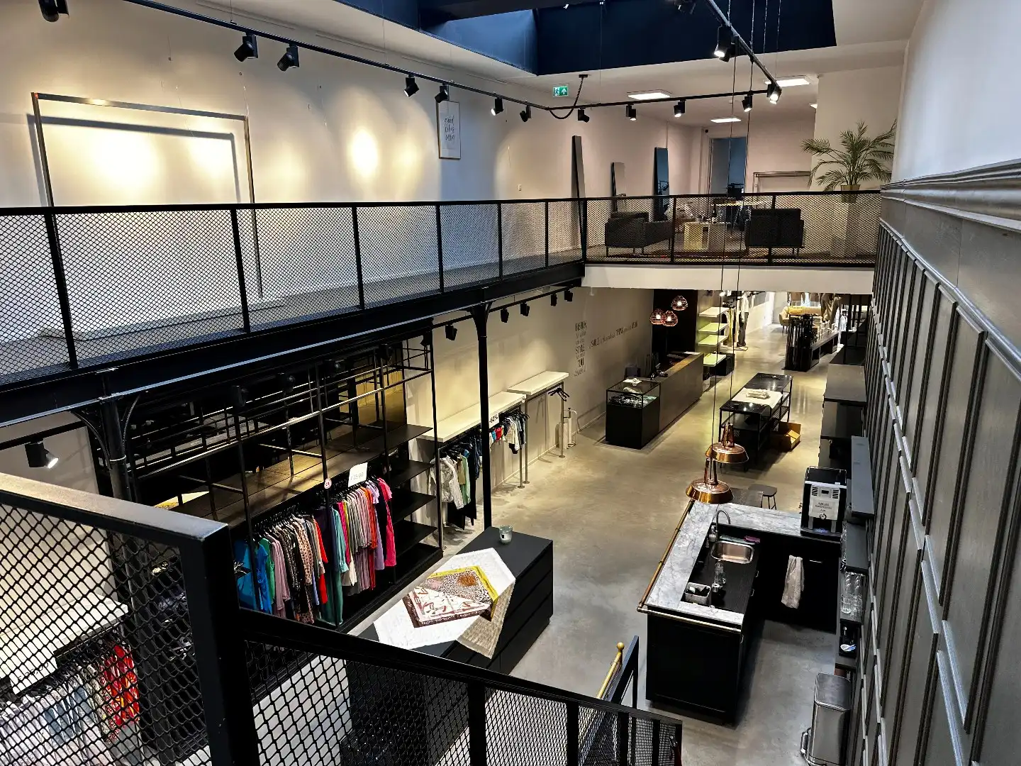 Te huur – Hoogwaardige winkelruimte Kapellestraat 26, Sluis foto 22