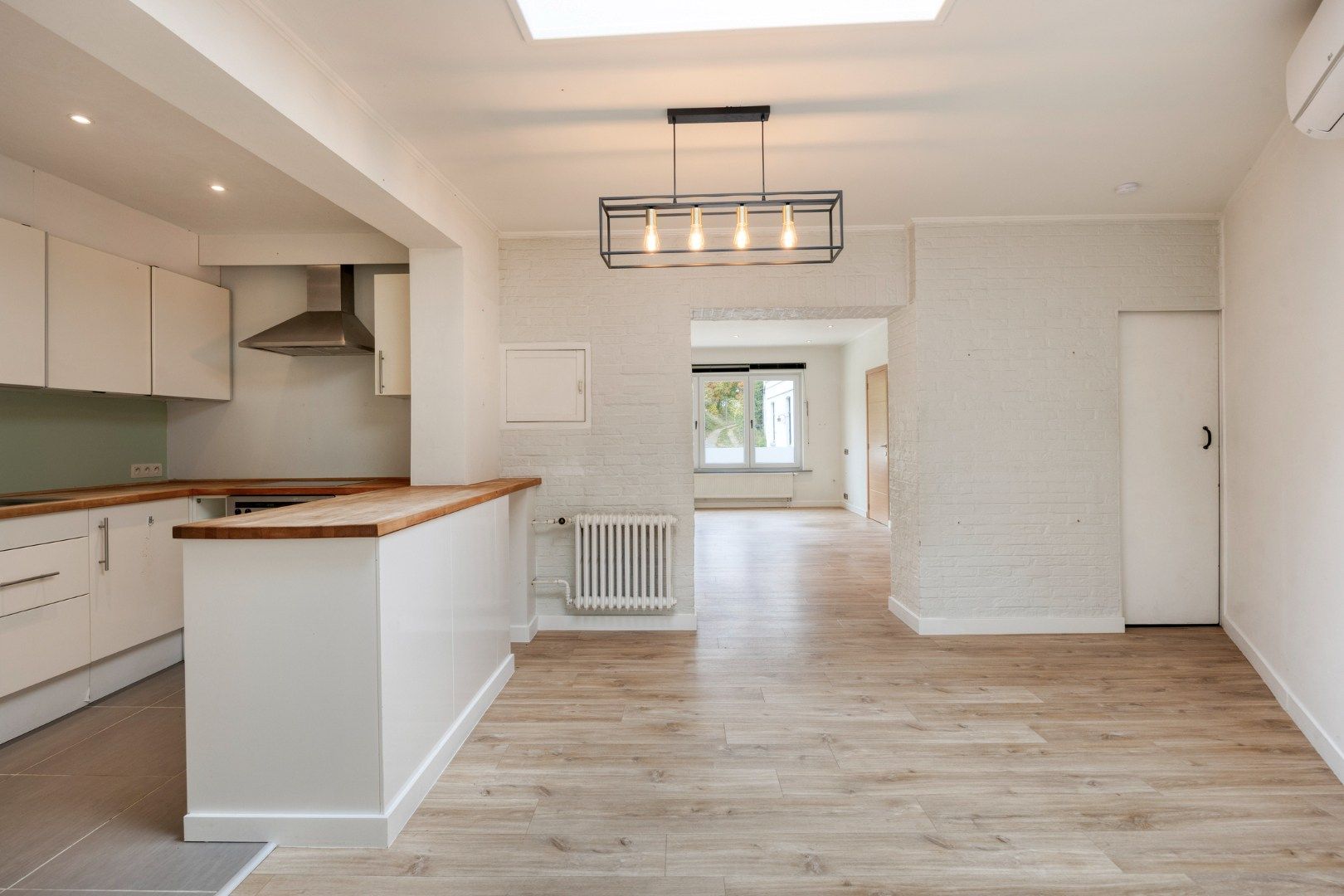 Recent gerenoveerde woning met 3 slaapkamers en prachtige tuin - EPC 141 kWh/m² - bewoonbare oppervlakte 137 m²         foto 8