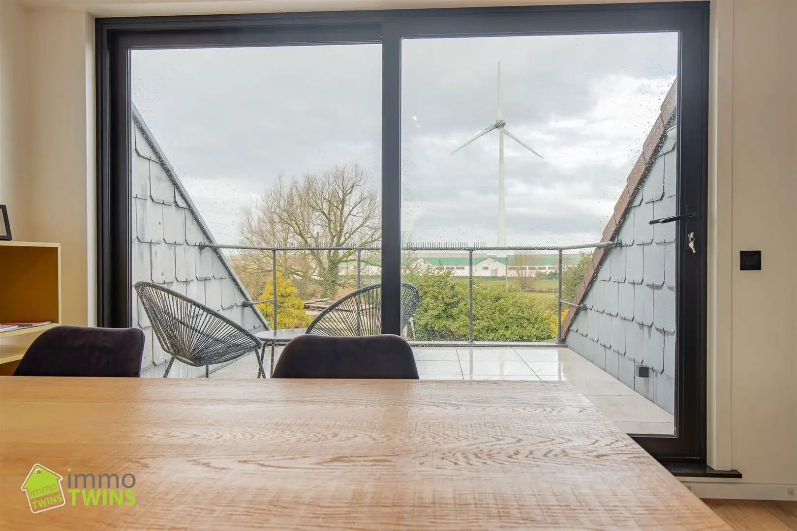 Lichtrijk en energiezuinig dakappartement met terras foto 5