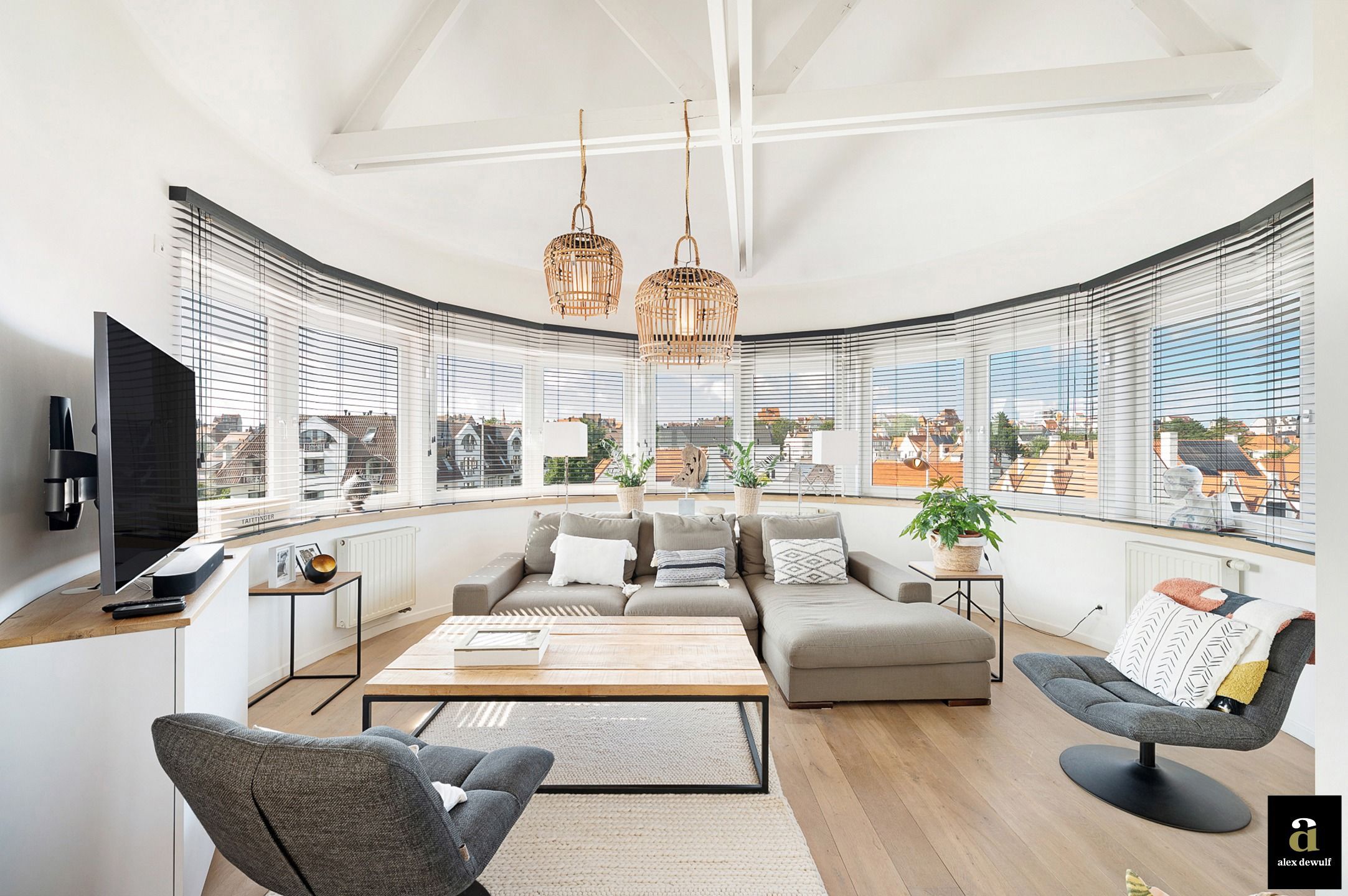 Ruim en licht dakappartement met groot terras te Duinbergen  foto 3