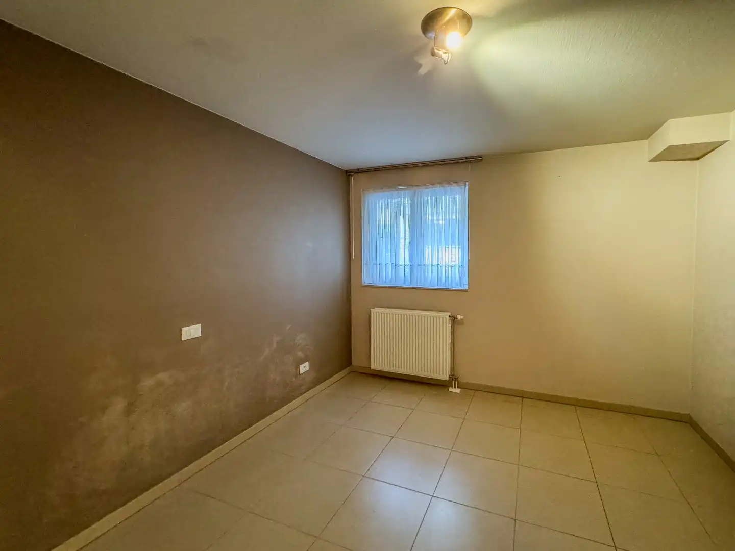 Gelijkvloers appartement met 2 slaapkamers in het centrum. foto 13