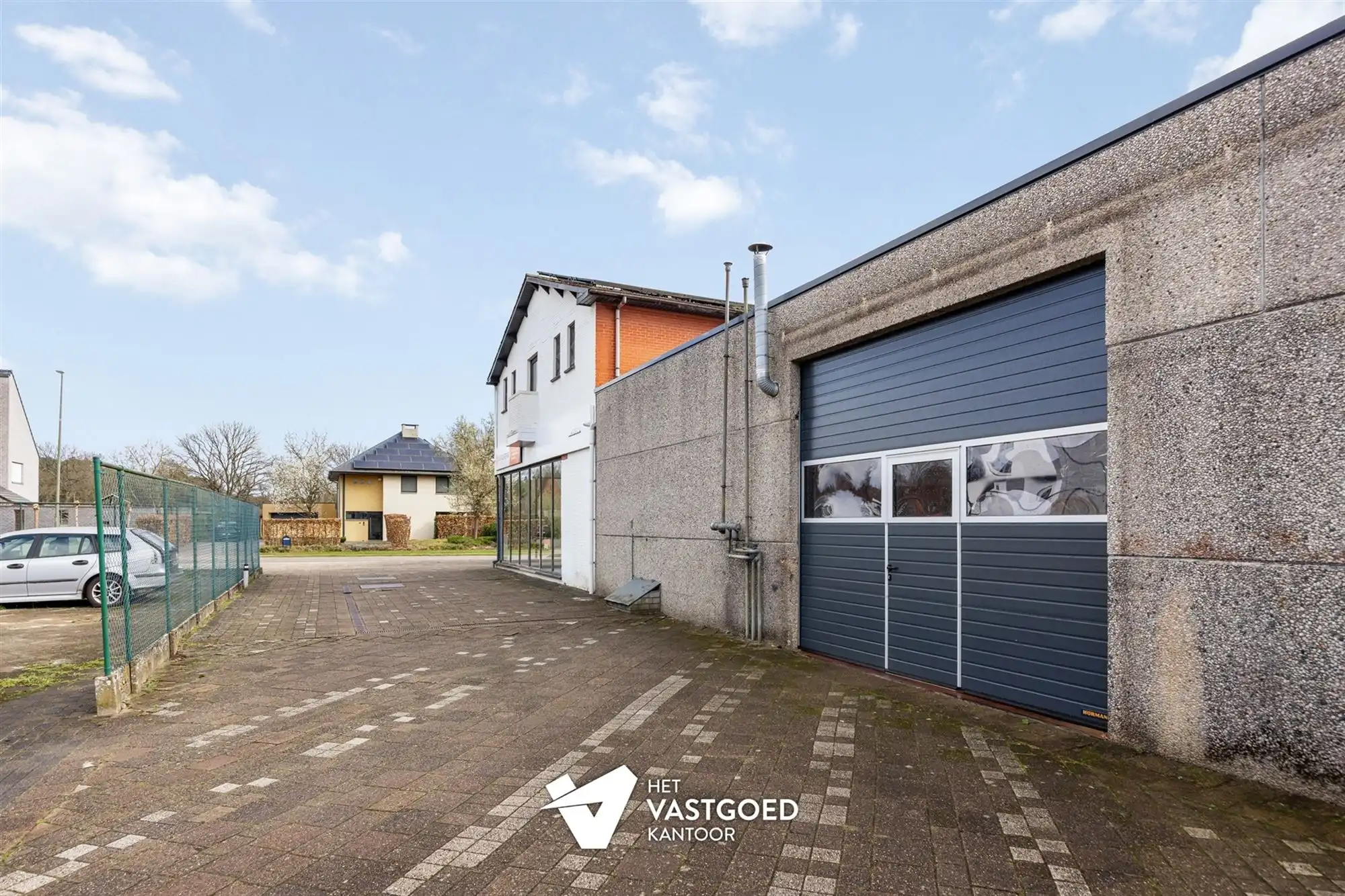 OVER TE NEMEN GARAGE (800M²) EN TANKSTATION GELEGEN OP EEN PERCEEL VAN 2727M² TE HAM foto 10