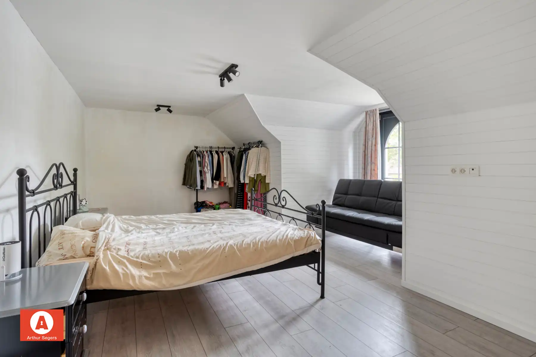 !!! IN OPTIE !!! Instapklare open bebouwing met garage op centrale ligging foto 14