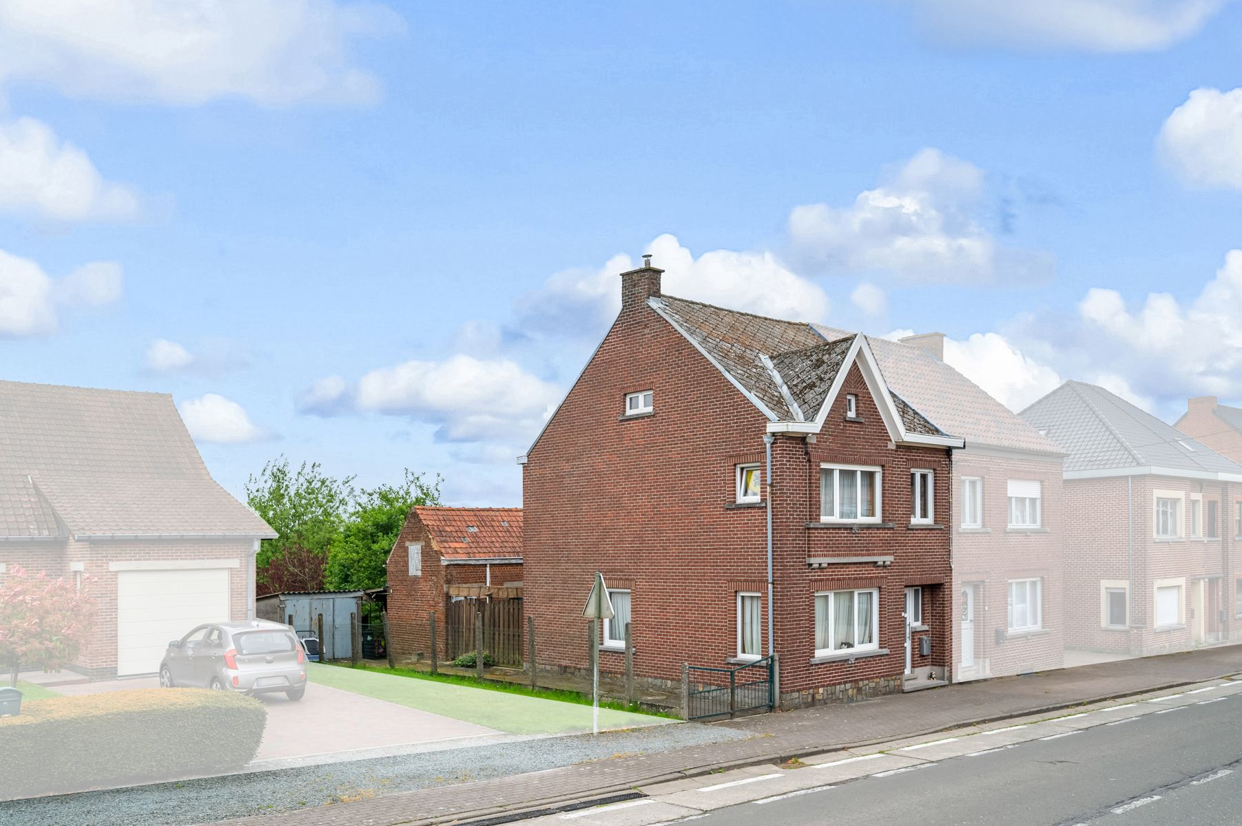 Halfopen bebouwing met tuin foto 2