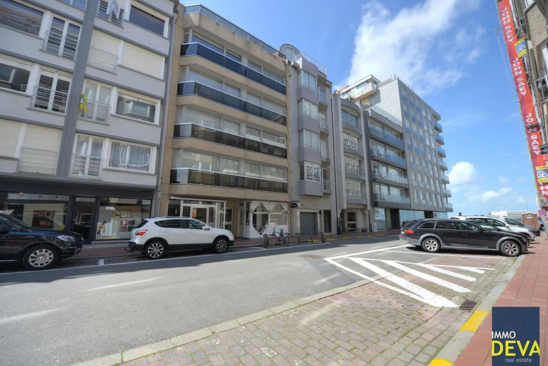 Handelspand gelegen in een zijstraat van de zeedijk ter hoogte van het Driehoekplein. foto 12