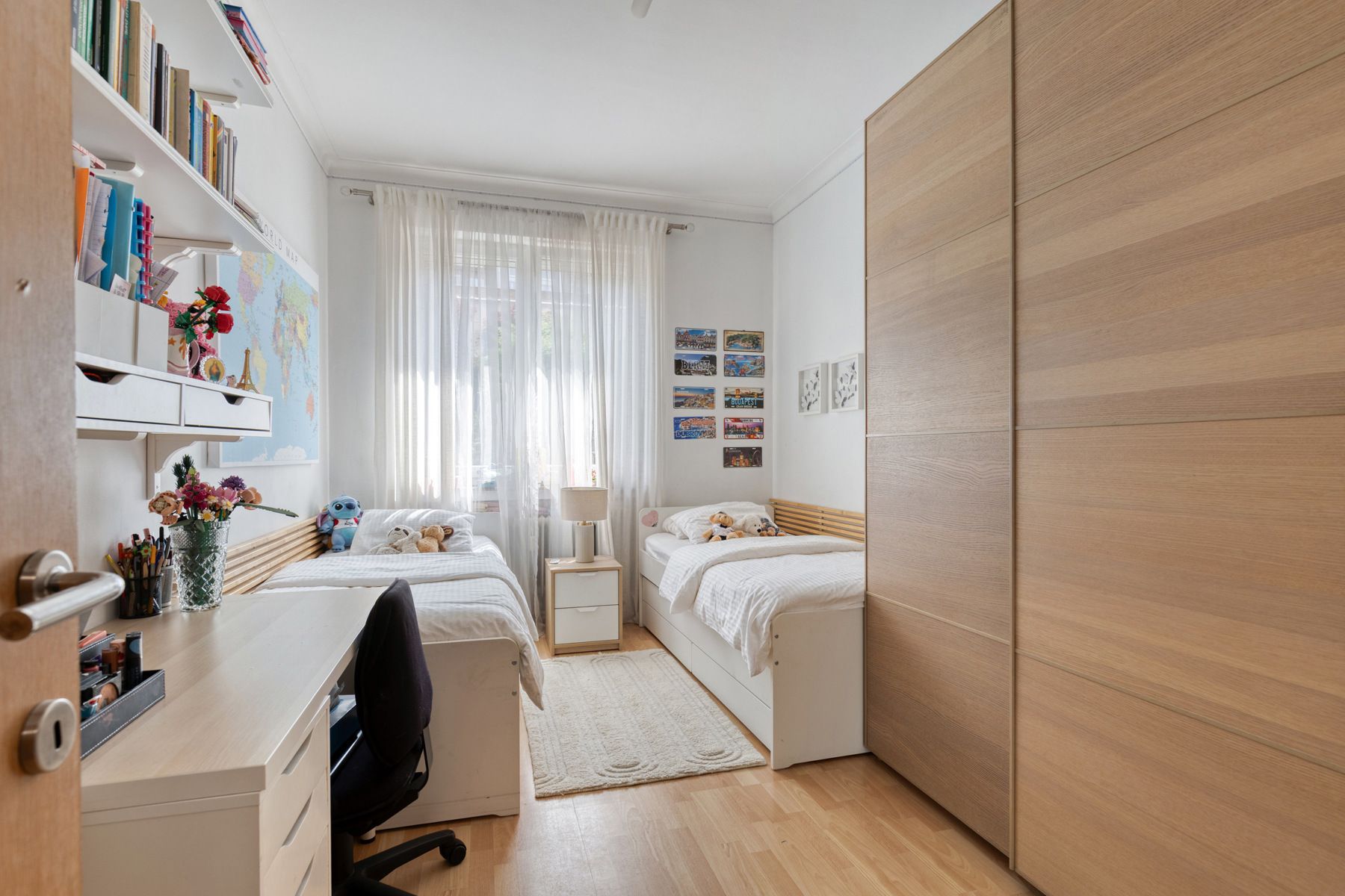 Appartement met 2 slaapkamers en terras rechtover Dudenpark foto 9