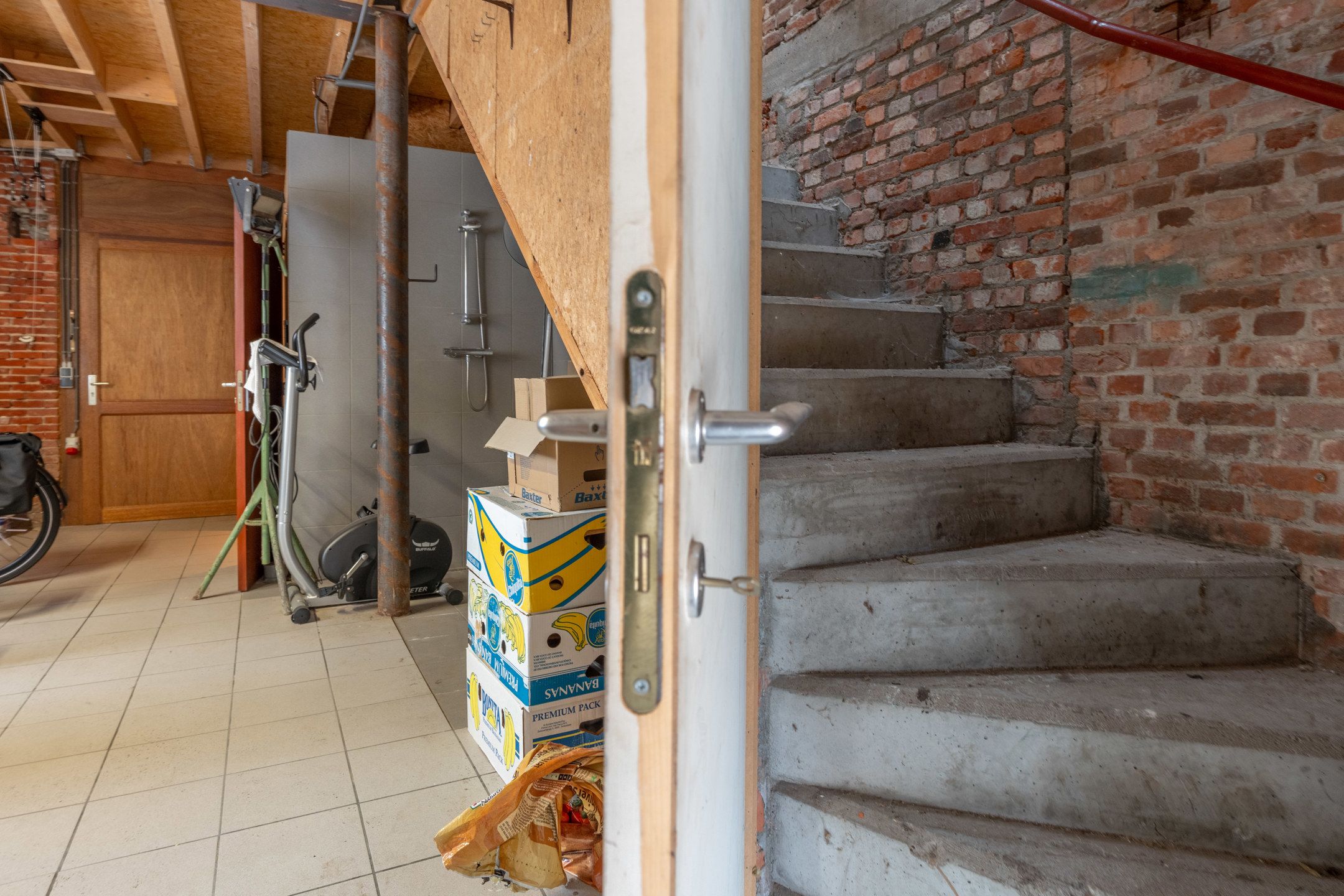 Te renoveren woning met tuin nabij centrum Vosselaar. foto 19