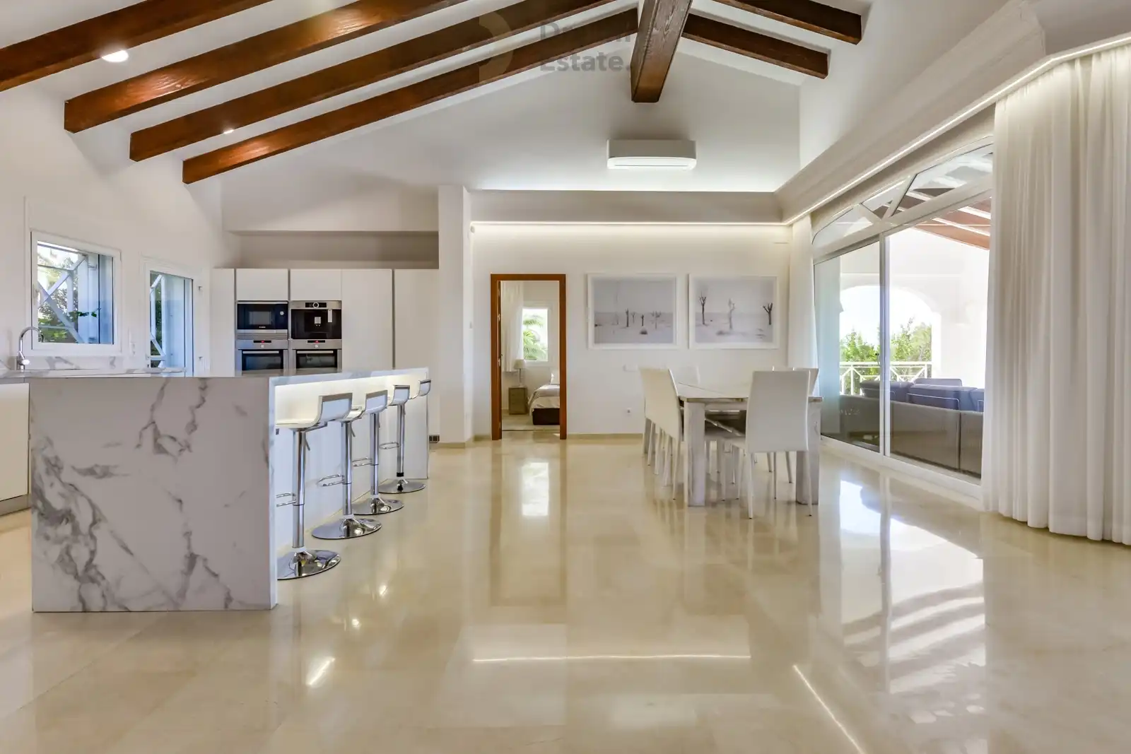 Exclusieve luxe villa in Altea – Waar elegantie en panoramisch uitzicht samenkomen foto 14