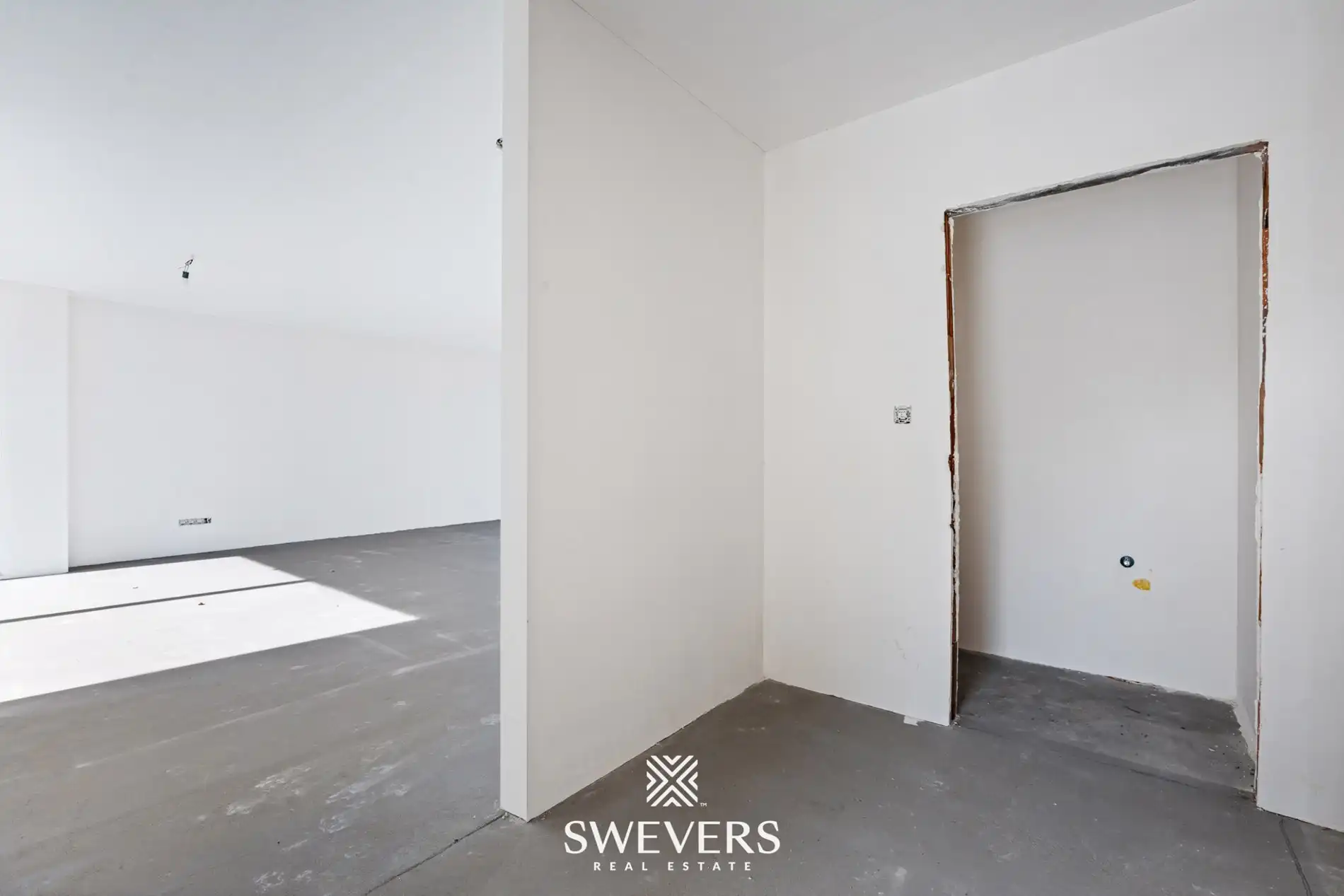Knap 2-slaapkamer appartement met maar liefst 2 terrassen in Houthalen foto 15