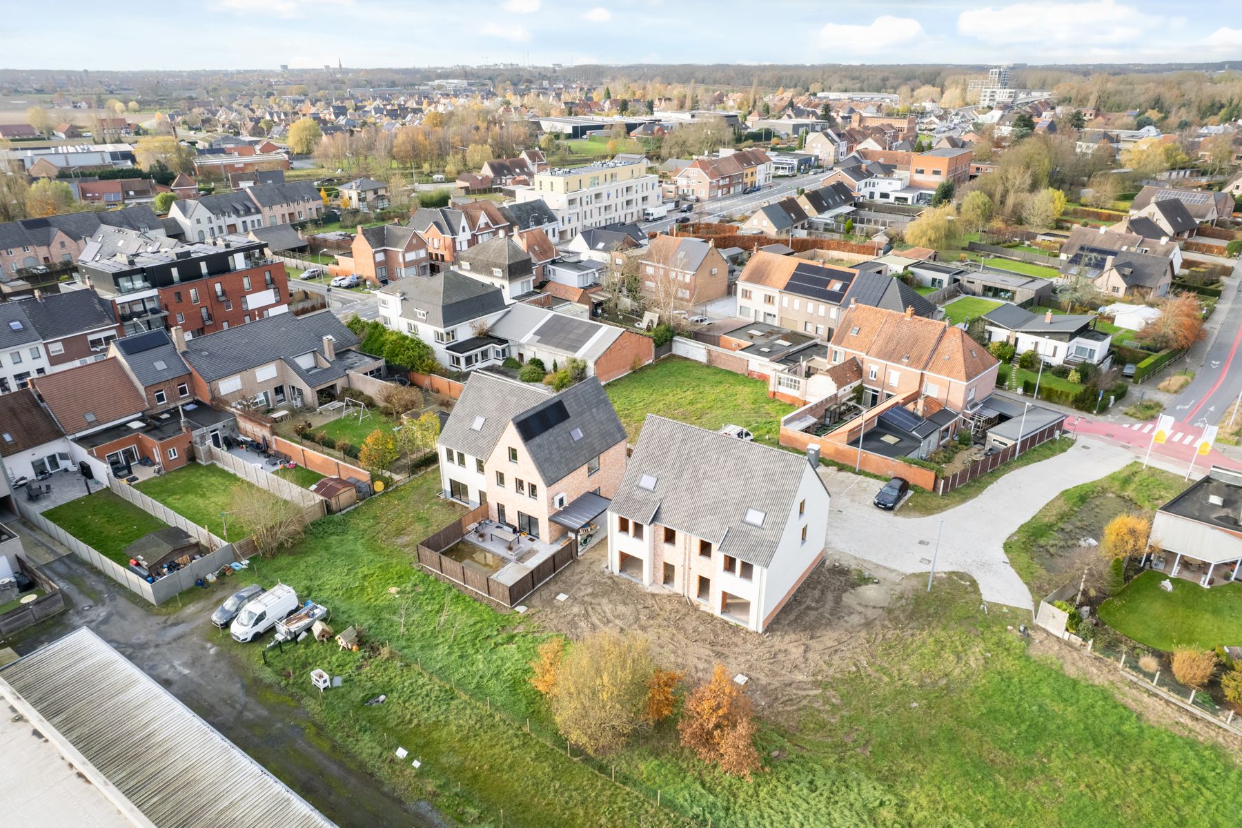 Landelijke, halfopen woning foto 15