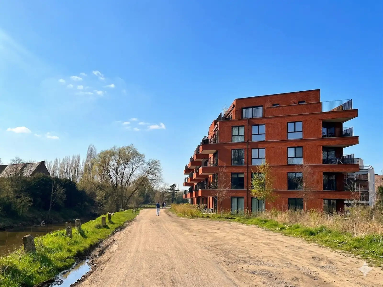 Unieke Penthouse met Panoramisch Uitzicht & Terrassen Rondom foto 3