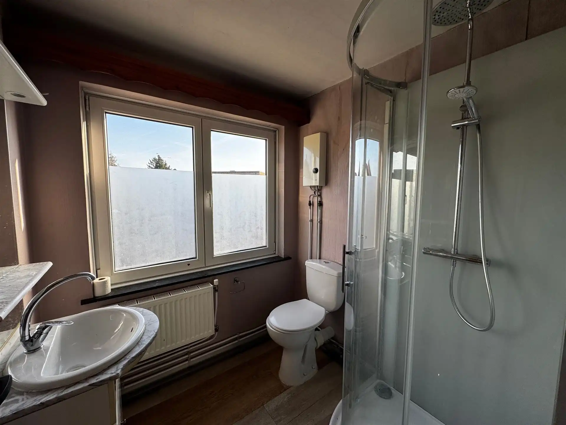 Charmante halfopen woning met uitzonderlijk ruime tuin in Maasmechelen (Boorsem) foto 12