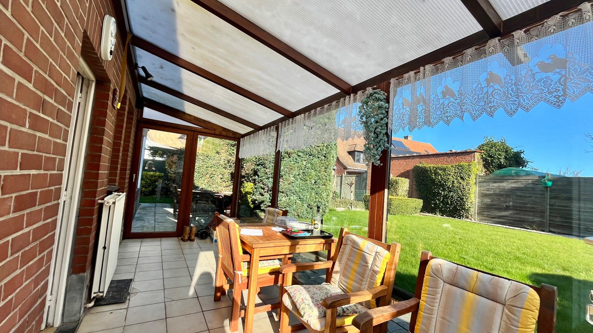 Alleenstaande woning met 3 kamers, garage en mooi zicht op de tuin/molen foto 9