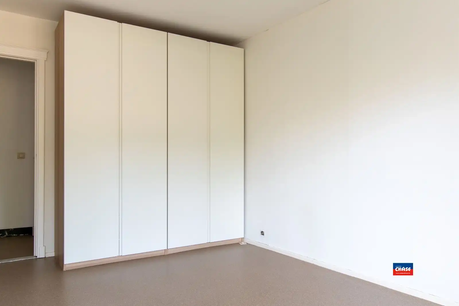 Gelijkvloersappartement met 2 slpks + P foto 8