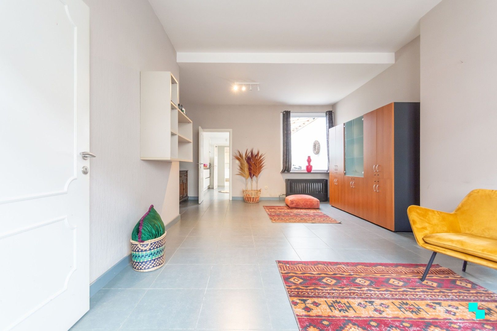 Hoofdfoto van de publicatie: Op te frissen woning met twee slaapkamers te Merelbeke Flora