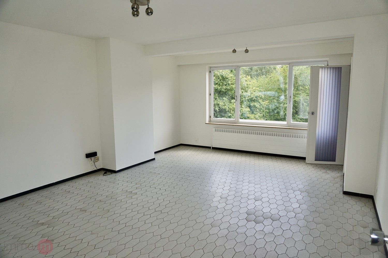 Rustig gelegen appartment met 2 slaapkamers foto 3