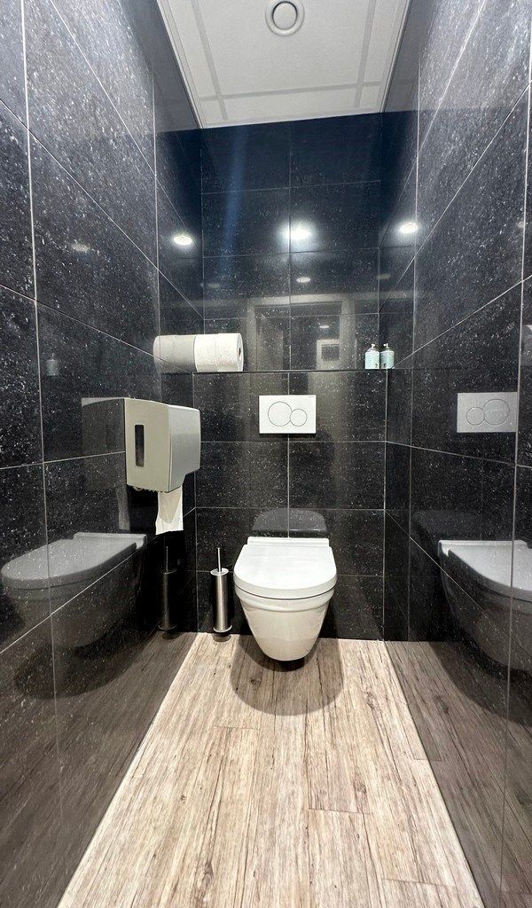 Kantoor met magazijn te huur aan de voorhaven in Gent foto 14