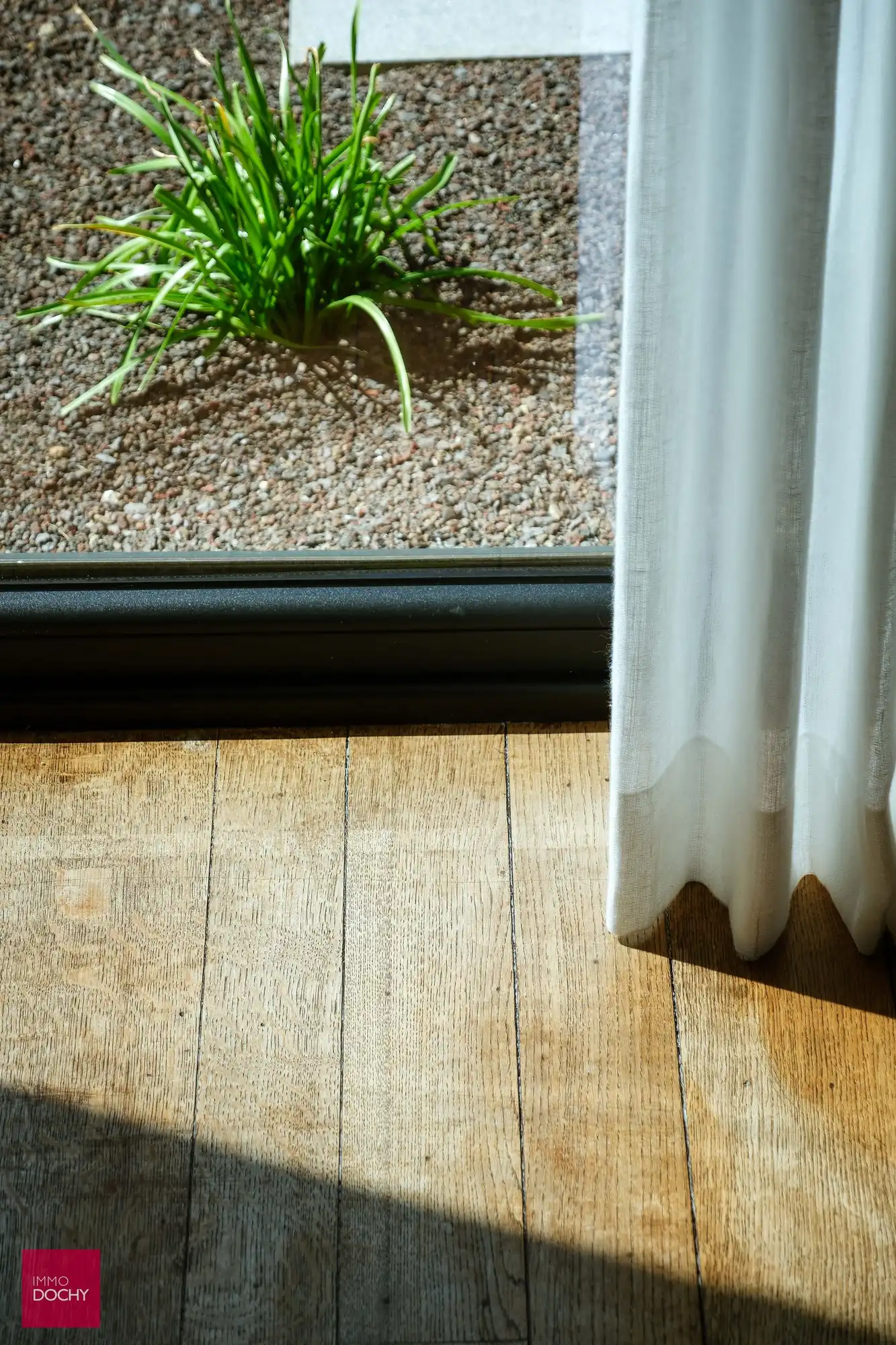 Instapklare ruime villa met grote garage en bijgebouw foto 8