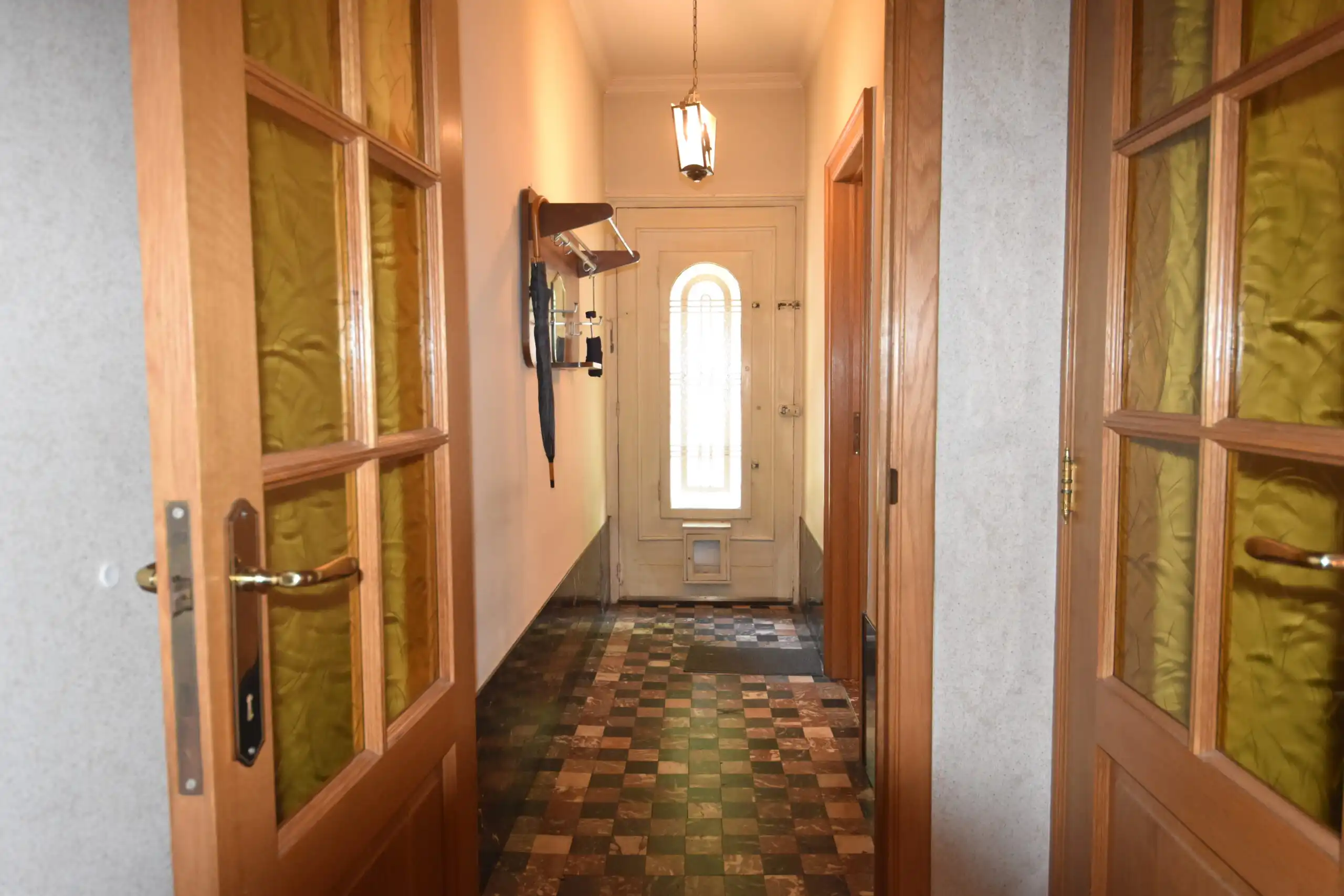 Verzorgde stadswoning met tuin op wandelafstand van alles foto 3