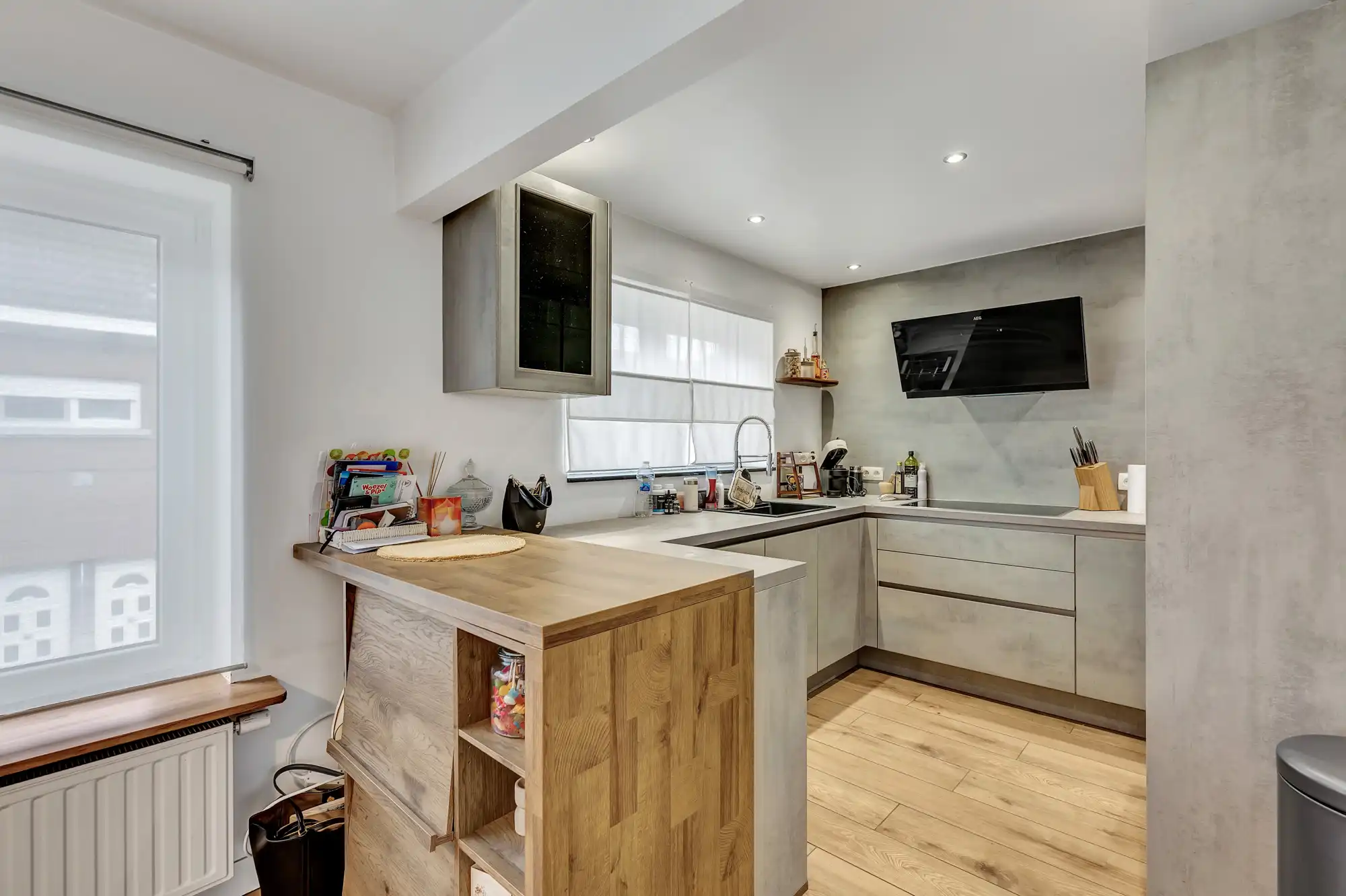 Instapklaar appartement met twee slaapkamers en garage foto 8