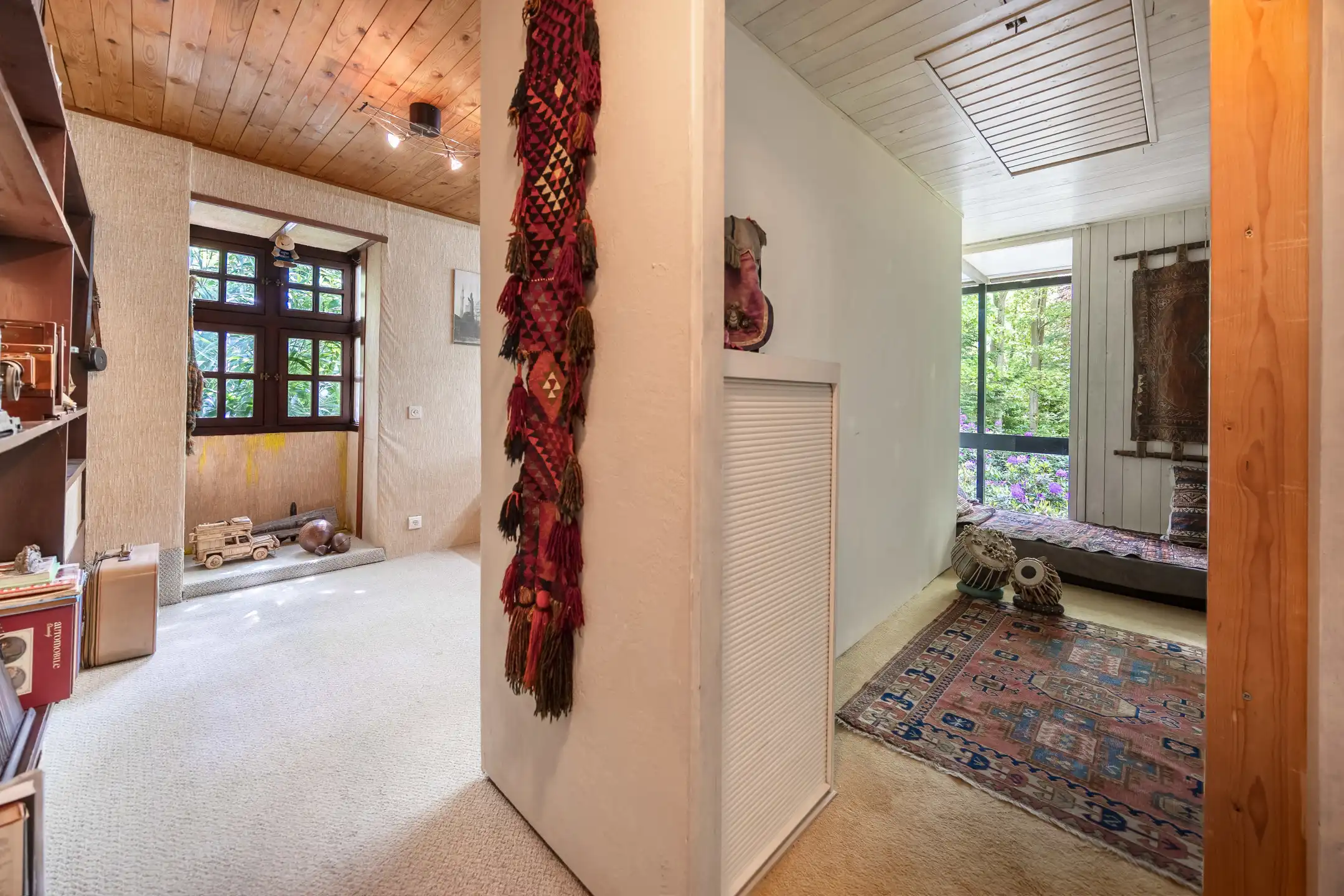 Architecturale woning in het groen met veel licht foto 17