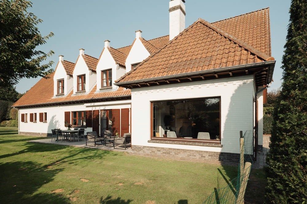 Prachtig landhuis met grote tuin en garage in Sint-Martens-Latem foto 23