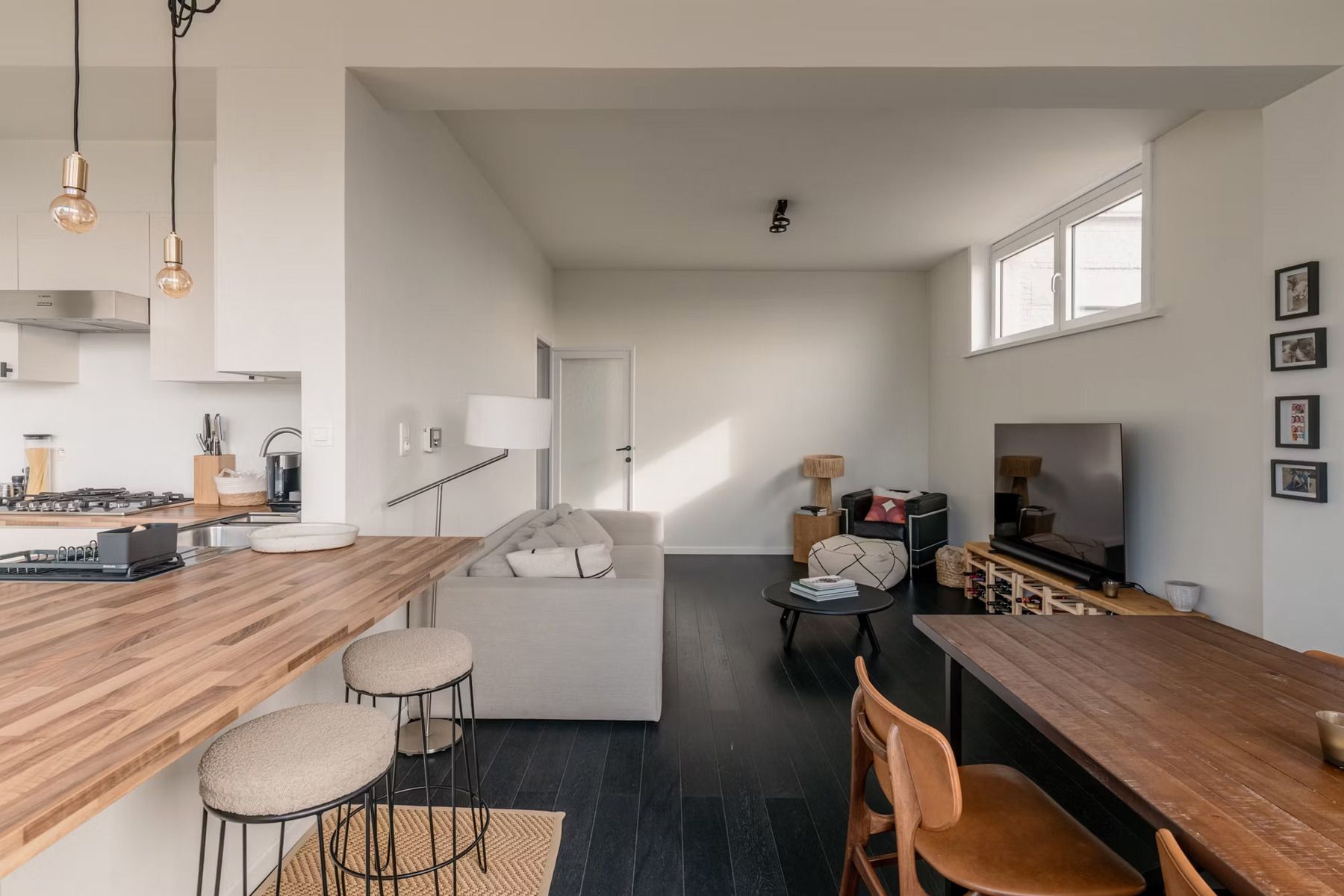 Lichtrijk appartement met karakter in de Markgravebuurt foto 12