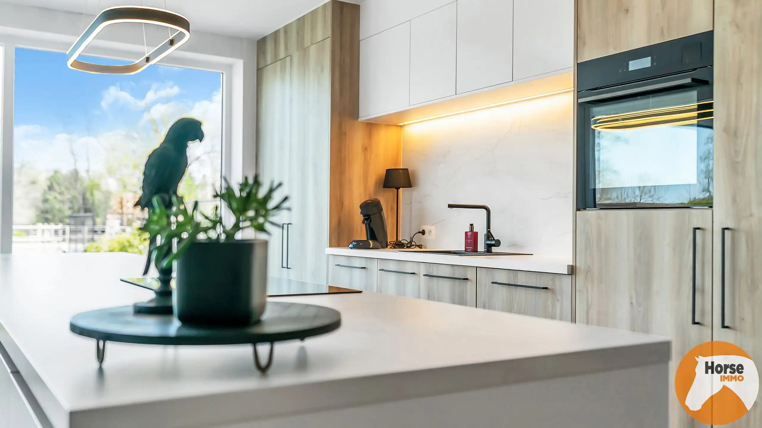 LAAKDAL-Moderne BEN-woning met paardenfaciliteit op 24,5are foto 30