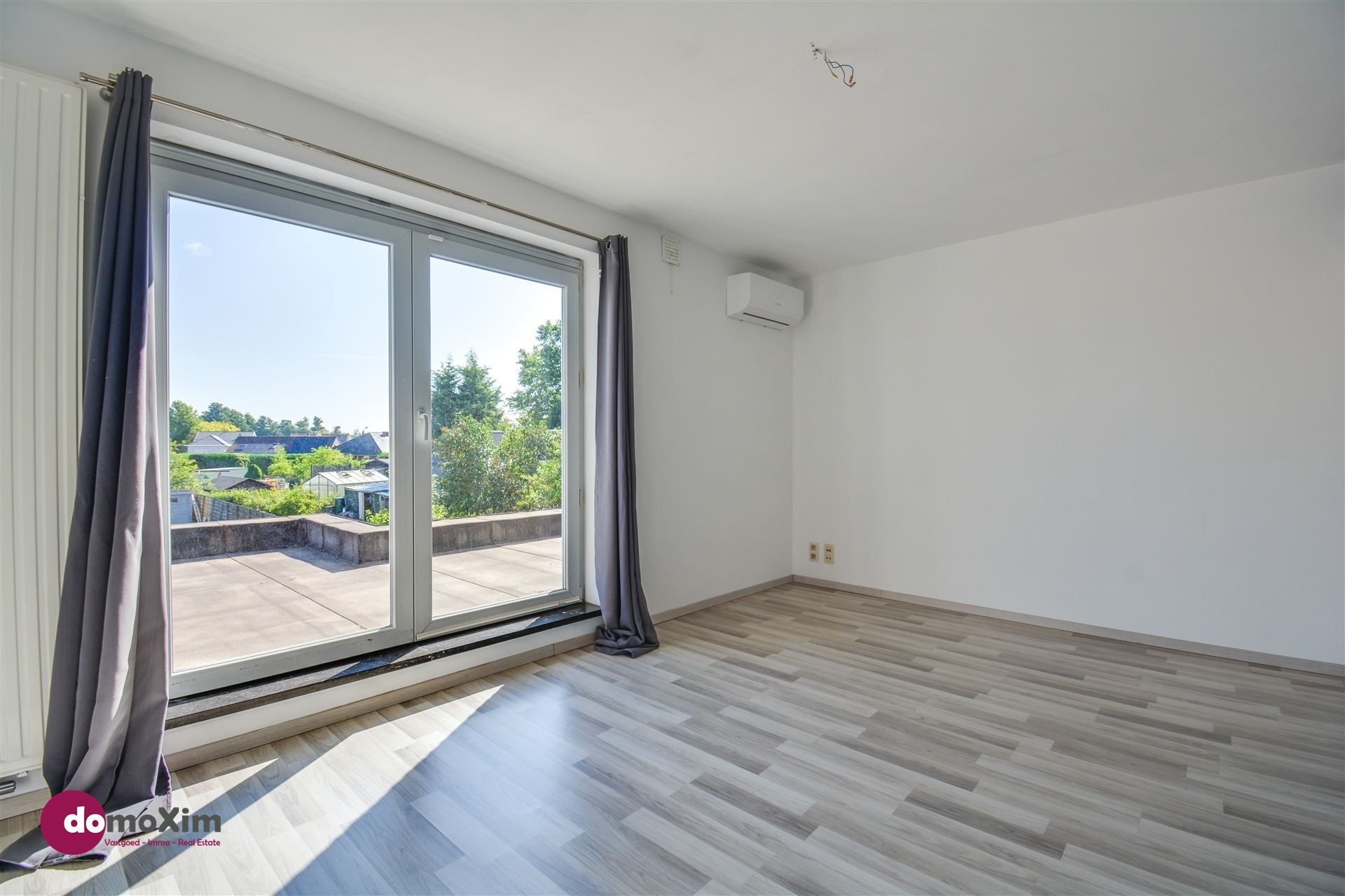 Centraal gelegen, ruime woning met tuin, garage én potentieel foto 12