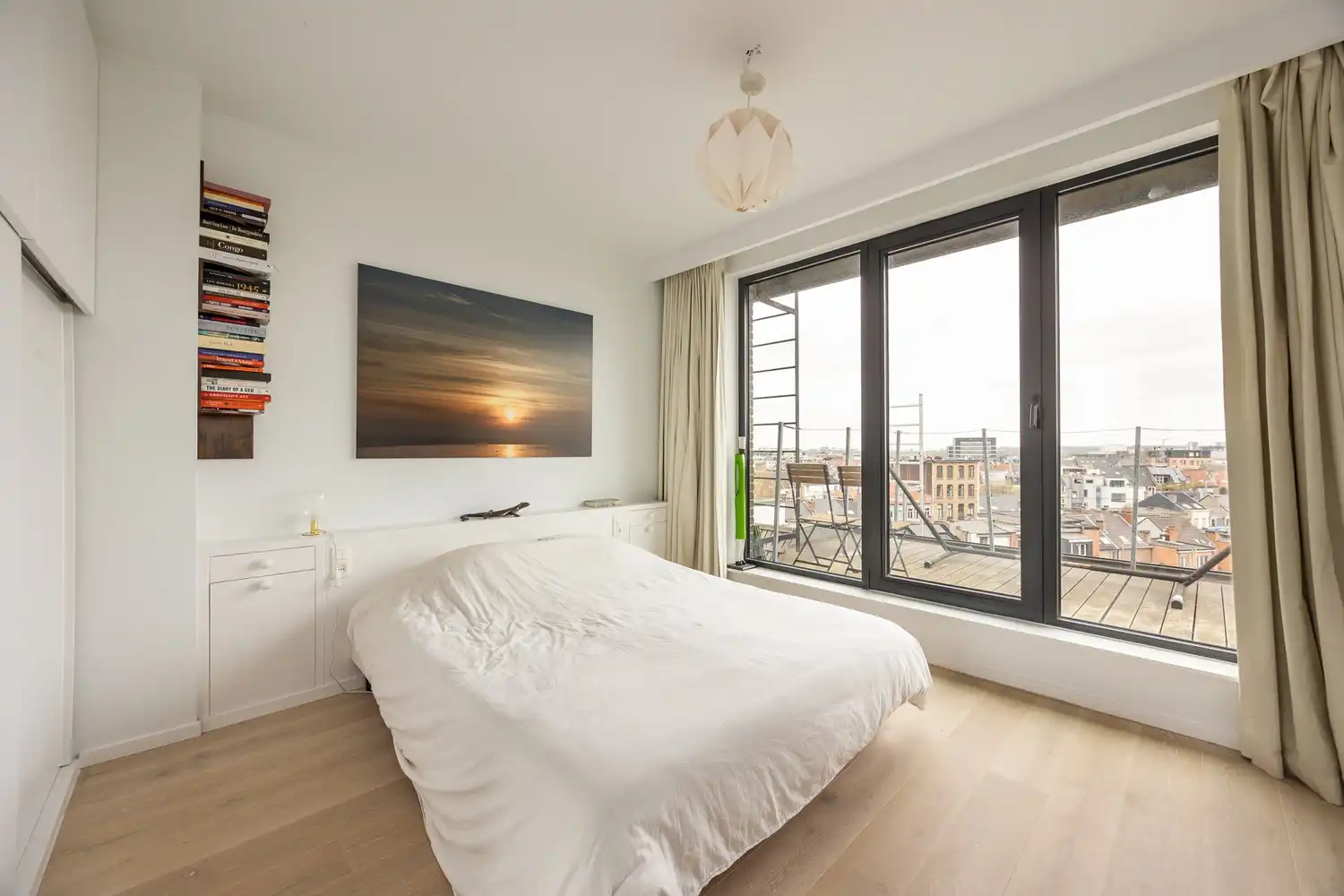 Lumineuze penthouse met giga-terras op absolute toplocatie op 't Zuid te Antwerpen! foto 17