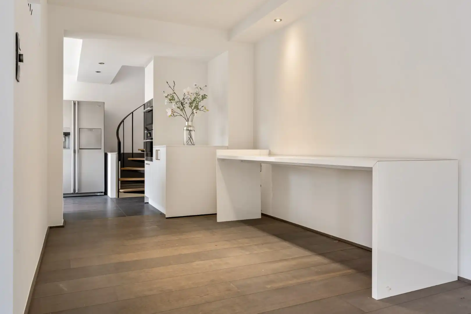 Gezellige, instapklare stadswoning in het centrum van Maaseik grenzend aan de groene wal!  foto 14