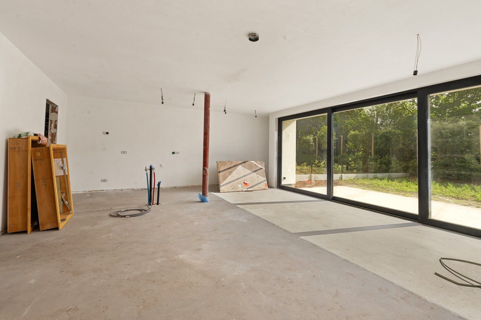 NIEUWBOUW ruime drie slaapkamer met veel licht, groene tuin en dakterras foto 12