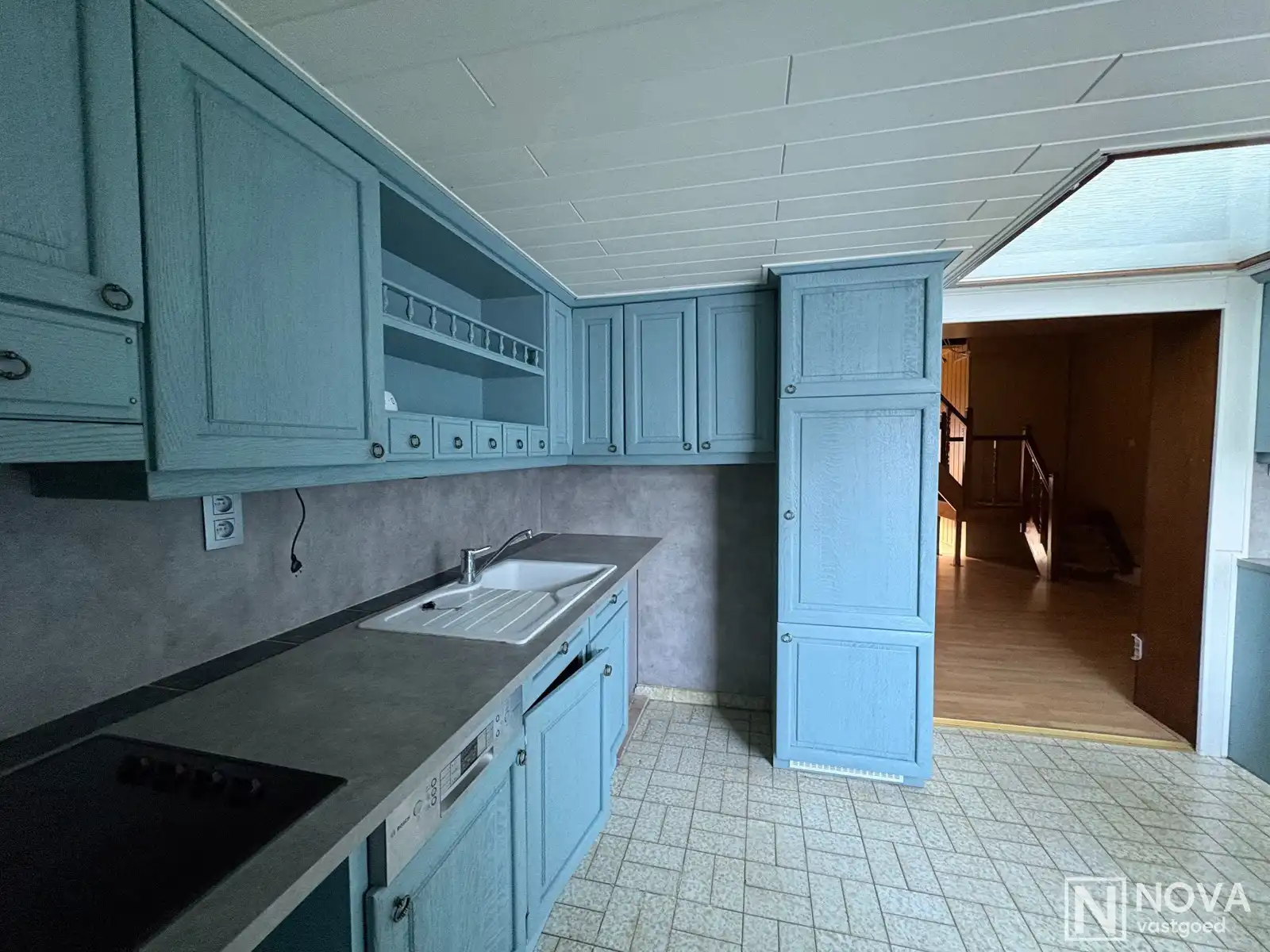 Centraal gelegen rijwoning te Nieuwpoort met 2 slaapkamers.  foto 5