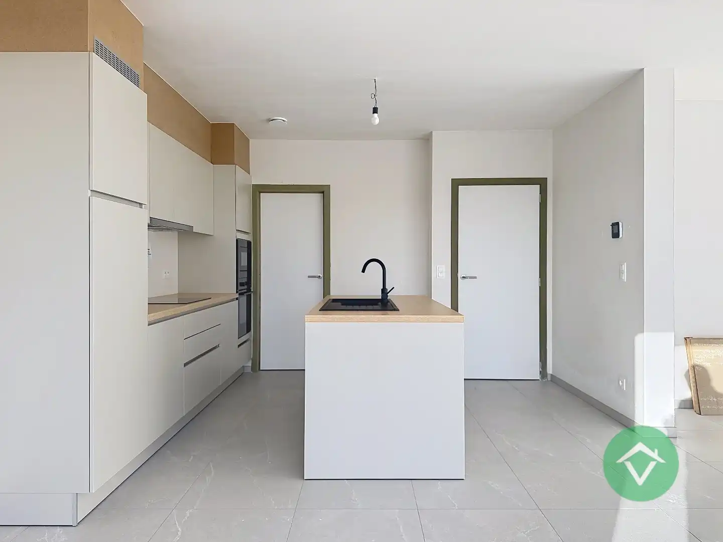 Volledig nieuwe woning met 4 slaapkamers en diepe tuin te Wijnendale foto 7