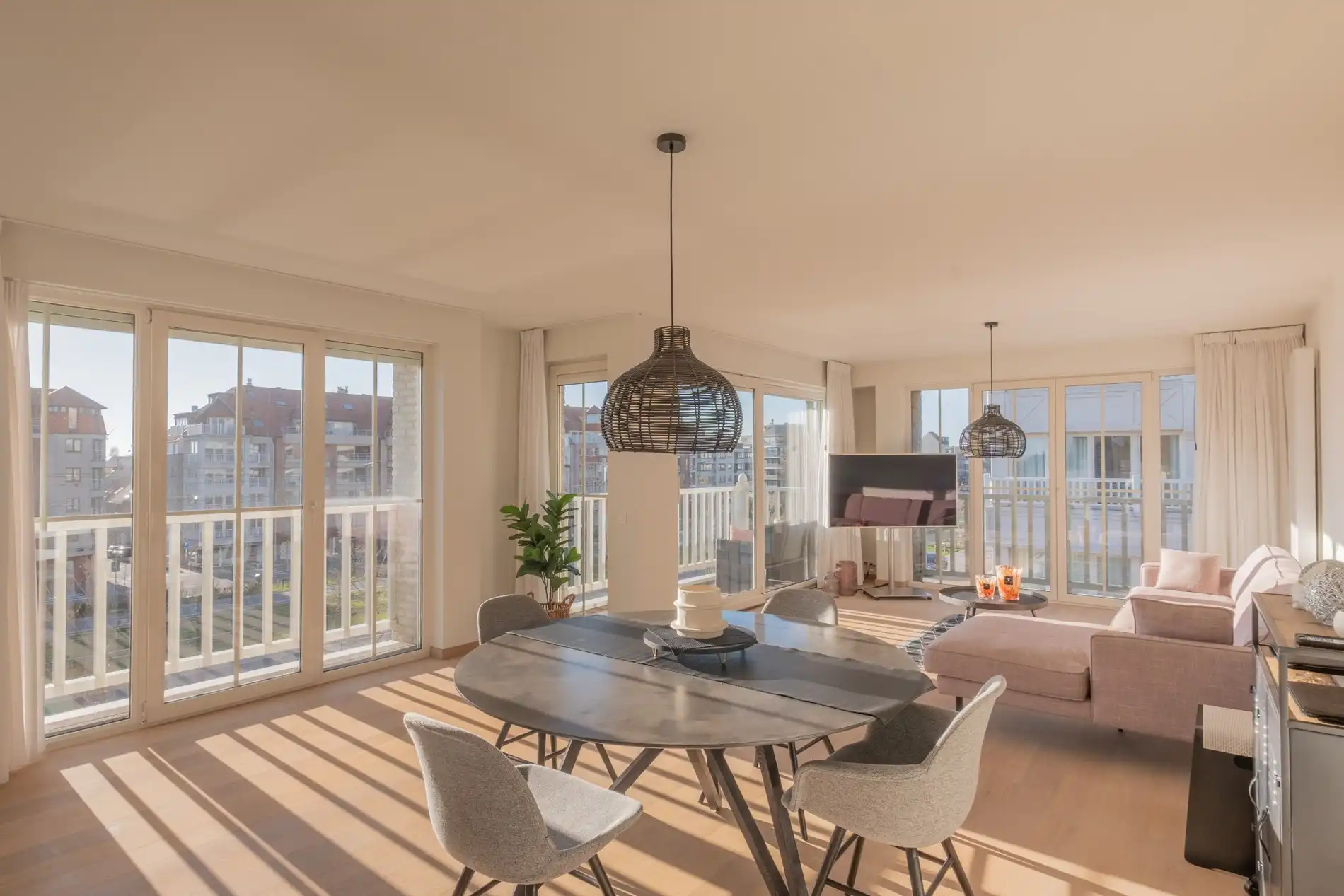 Schitterend hoekappartement met open zichten te Heist foto 14